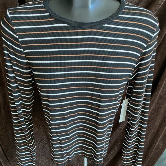 Jo & Co Jeans // Ribbed long sleeve tee - Picture 1 of 4